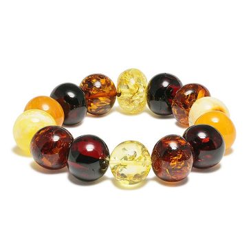 640px-Baltic_amber_bracelet_with_mix_of_colors