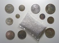 640px-Fine_silver_and_silver_coins