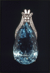 Aquamarine,_platinum,_and_diamond_brooch-pendant_-_NARA_-_192417