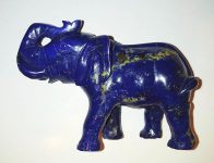 Elephant_carved_in_lapis_lazuli_Length_7_cm_arp