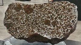 Main_Mass_of_the_Fukang_Meteorite