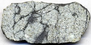 Ordinary_chondrite_(Viñales_Meteorite)_2